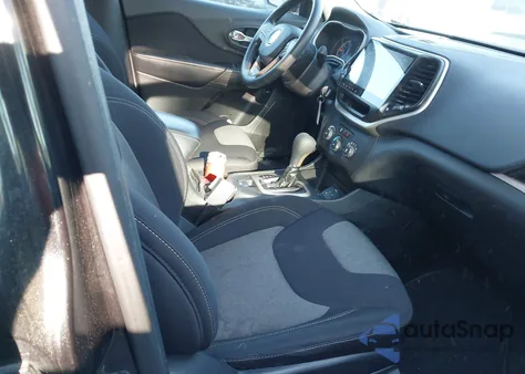 2015 Jeep Cherokee Sport из США, поврежденный, VIN 1C4PJLAB3FW579150